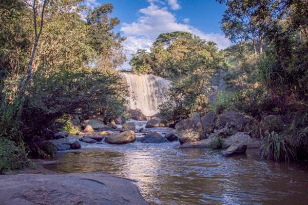 Bueno Brandão é uma cidade incrível e com várias cachoeiras para voce se encantar neste destino maravilhoso